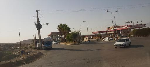 عکس پمپ بنزین