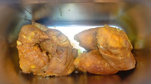 عکس آشپزخانه گیل دختر