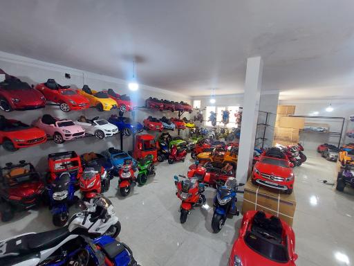 عکس فروشگاه ماشین و موتور شارژی نی نی کار 