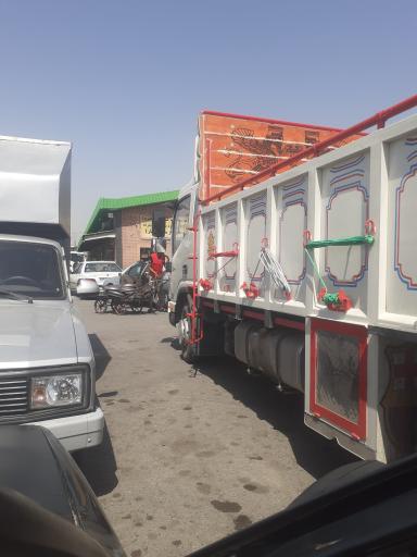 عکس پارکینگ پایانه مسافربری امام رضا