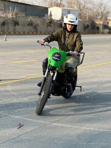 عکس آموزشگاه موتورآموز