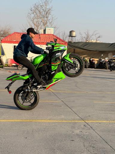 عکس آموزشگاه موتورآموز