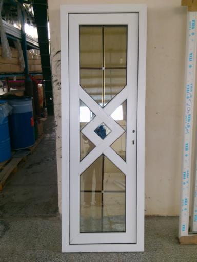 عکس تولیدی درب و پنجره و شیشه دوجداره ایران یو پی وی سی