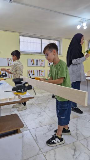 عکس آکادمی کمک