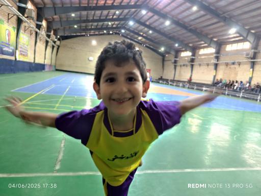 عکس سالن ورزشی شهید عیدی زاده