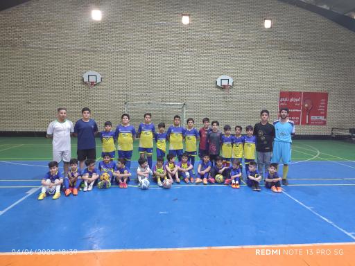 عکس سالن ورزشی شهید عیدی زاده