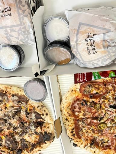 عکس خانه پیتزا دیوالی