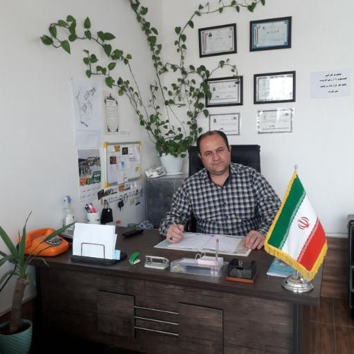 عکس مشاور املاک بابایی
