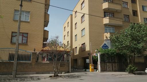 عکس مجتمع مسکونی نیلوفر