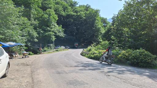 عکس بازار سنتی محلی سفید آب