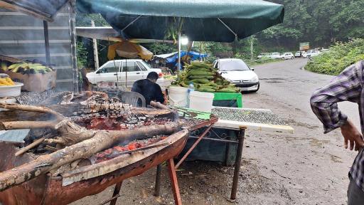 عکس بازار سنتی محلی سفید آب