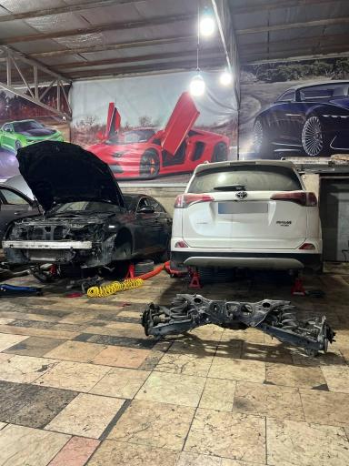 عکس کلینیک خودروهای آلمانی کره ای و ژاپنی میلاد 