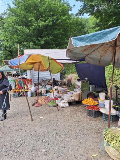 عکس بازار سنتی محلی سفید آب