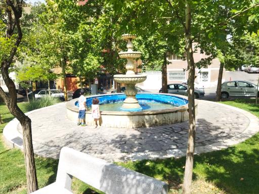 عکس آبنمای بوستان ازگل