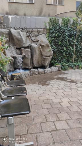 عکس ساختمان مرکزی دانشگاه تابران