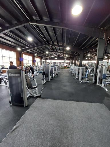 عکس باشگاه بدنسازی مای جیم