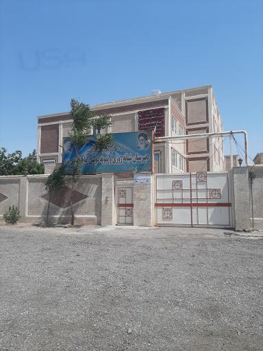 عکس دبیرستان شبانه روزی و نمونه دولتی امام خمینی 