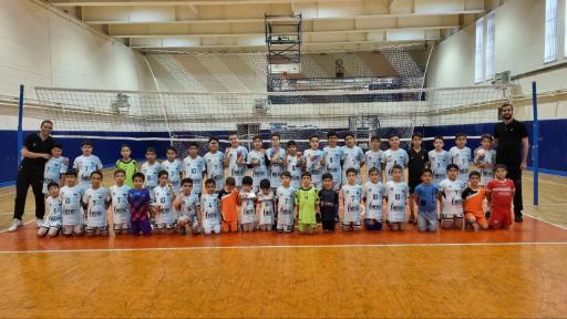 عکس آکادمی والیبال مهر (شعبه ۴)