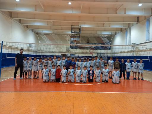 عکس آکادمی والیبال مهر (شعبه ۴)