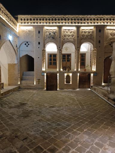 عکس خانه تاریخی فیروزمند