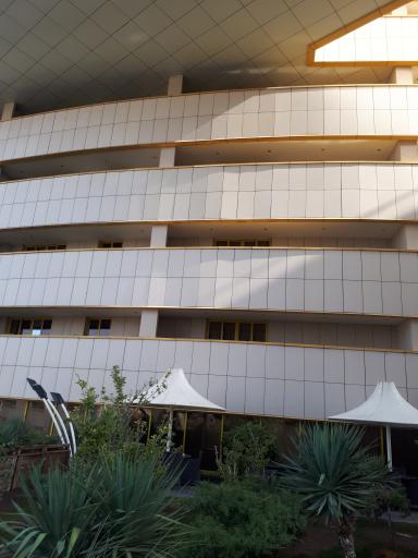 عکس هتل آپارتمان ستاره آرمان توس