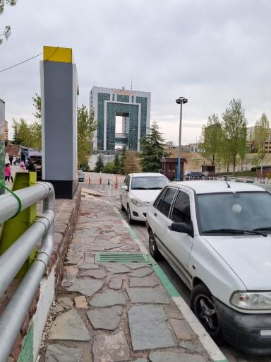 عکس ساختمان مرکزی راه آهن جمهوری اسلامی ایران