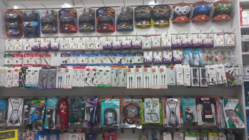 عکس محصولات فرهنگی و خدمات کامپیوتر و کافی نت سعدی