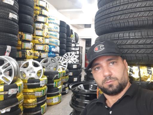 عکس فروشگاه لاستیک 