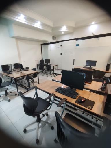 عکس آموزشگاه تراشه شعبه سوم