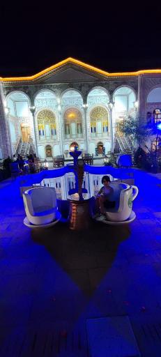 عکس هتل بوتیک عمارت سرخه ای