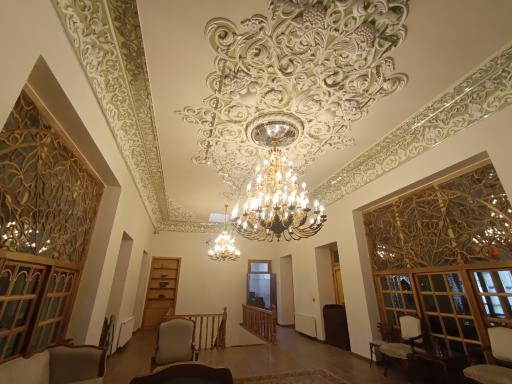 عکس هتل بوتیک عمارت سرخه ای