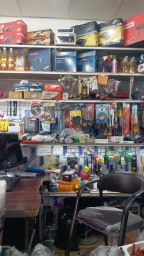 عکس فروشگاه رنگ و ابزار پارسا