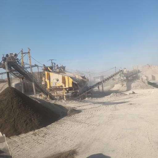 عکس معدن شن و ماسه ماه شن