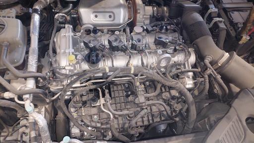 عکس مرکز تخصصی خودروهای چینی