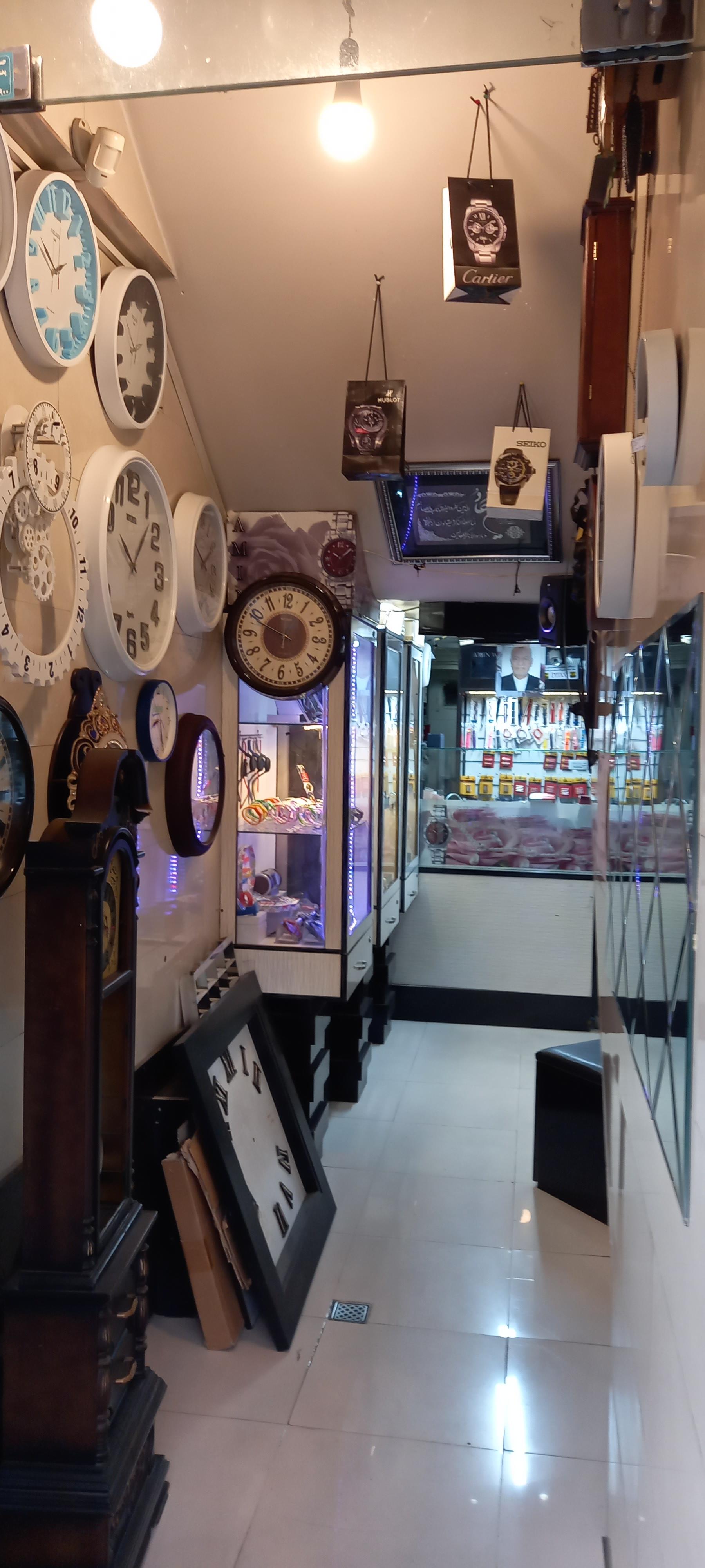 عکس گالری ساعت امین خانعلی پور