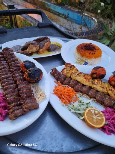 عکس رستوران سنتی شو