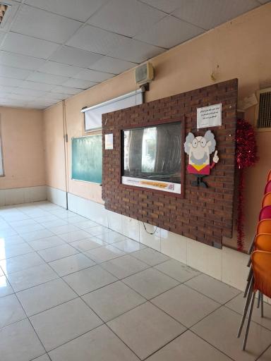 عکس دبستان دخترانه صدرا