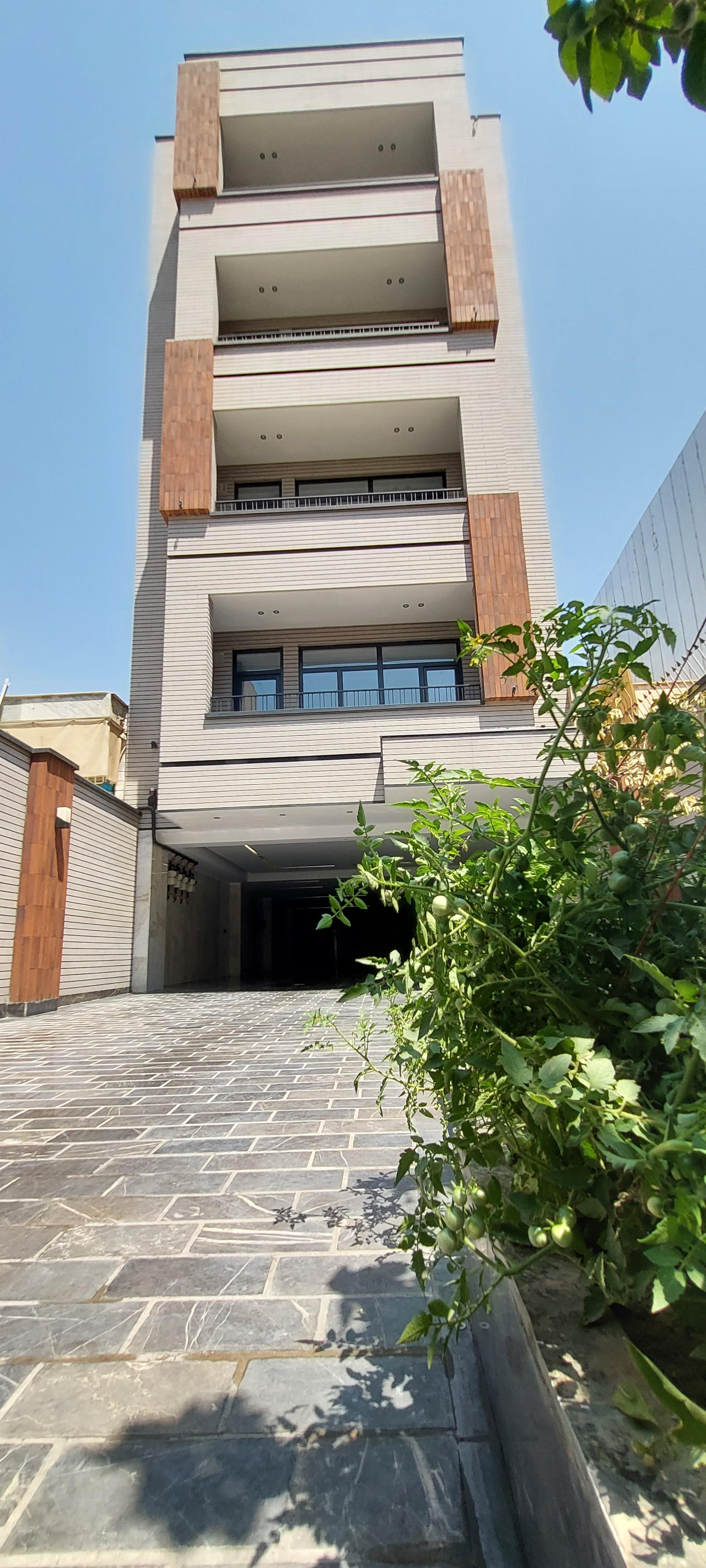 عکس آرت رزیدنس
