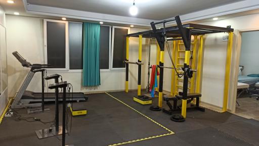 عکس کلینیک تغذیه رژیمون