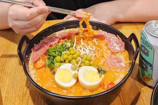 عکس فست فود کره ای فینگرطوری