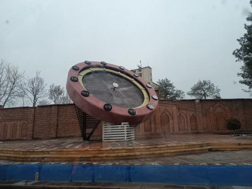 عکس پارک حاشیه ای