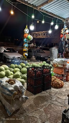 عکس سوپر مارکت شبانه روزی