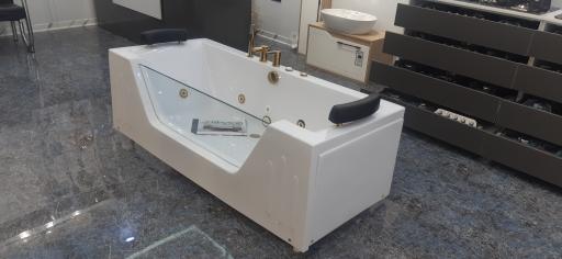 عکس بازرگانی حسین زاده