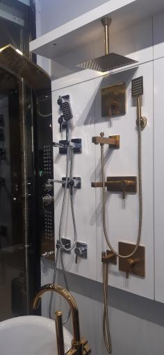 عکس بازرگانی حسین زاده