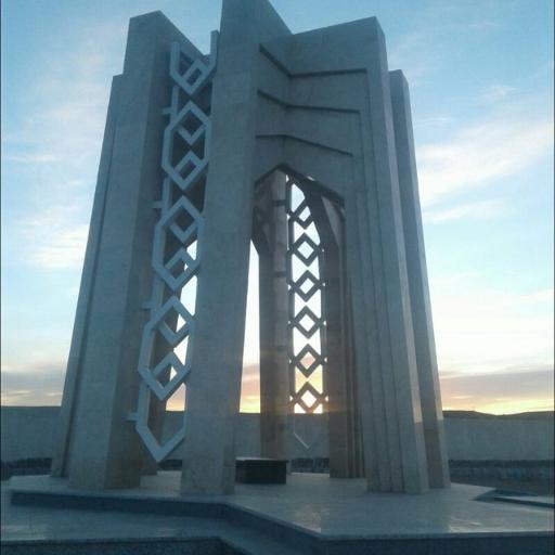 عکس آرامگاه محمد باقر خلخالی شاعر و فلیسوف