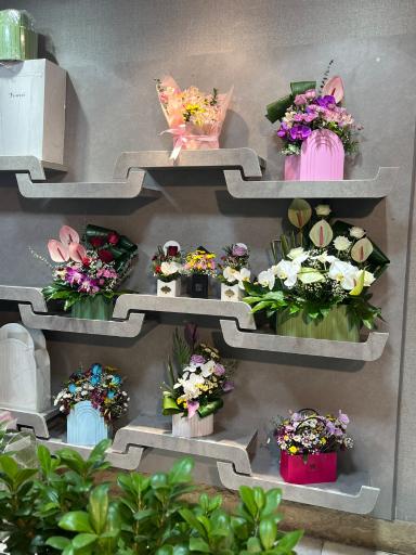 عکس گلفروشی لوناگل