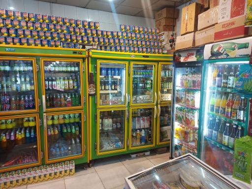 عکس هایپرمارکت پگاه