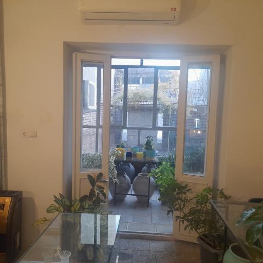 عکس فضای معاصر آن دم