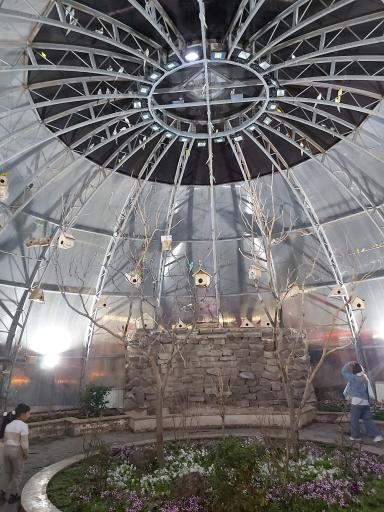 عکس باغ پرندگان کرج