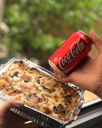 عکس آدم و پاستا